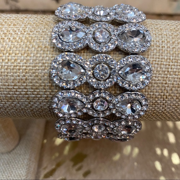 RHINESTONE Stretch Bracelet - Picture 4 of 8